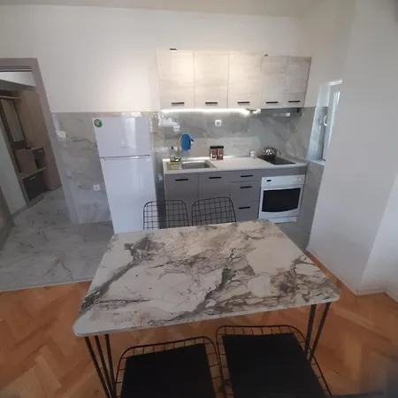 Exclusive Diplomatic Area Cyti Centar Apartment Skopje