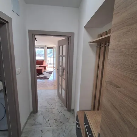 Exclusive Diplomatic Area Cyti Centar 스코페