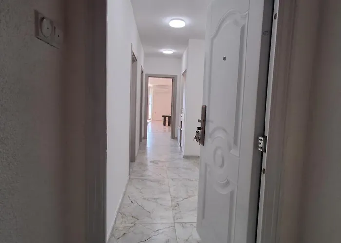 Exclusive Diplomatic Area Cyti Centar 아파트 *